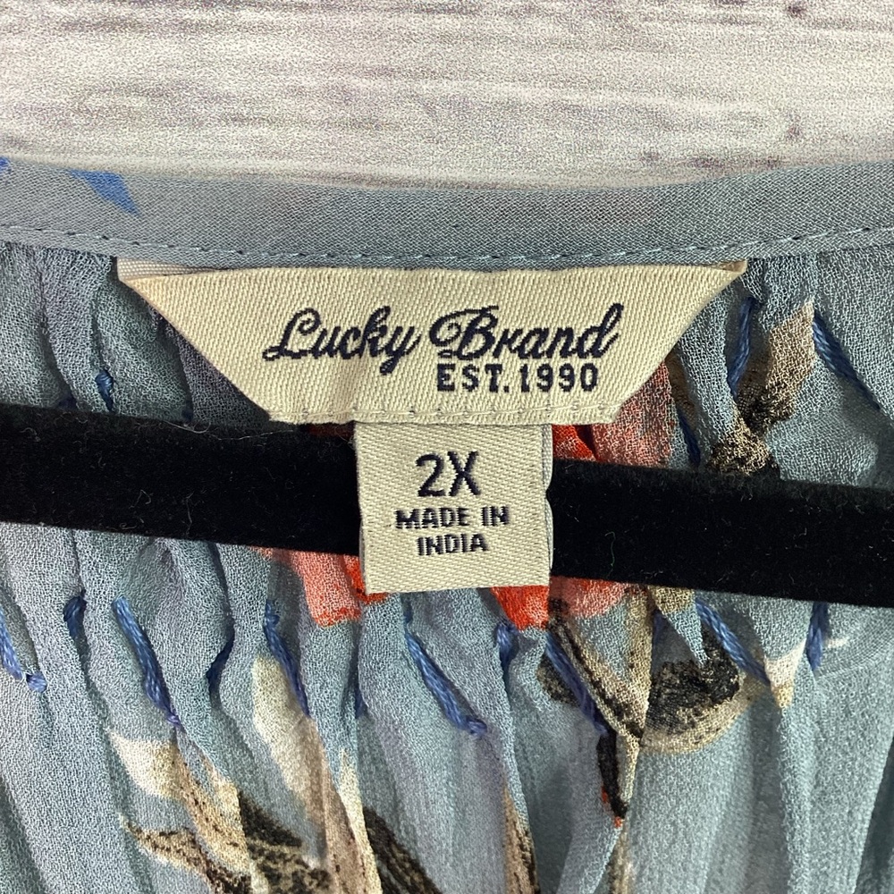 πLucky Brand - Floral, Botanical Sheer Blouse - Picture 8 of 10